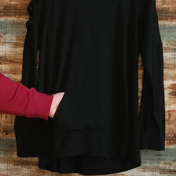 Twenty Second black hoodie with arm cutouts 1X - Picture 7 of 11